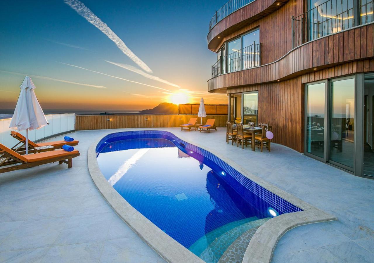 Villa 5 Sleeps 6 Isolated Pool See And Montain View-Villa Kartal Yuvasi Uzumlu  Exterior photo